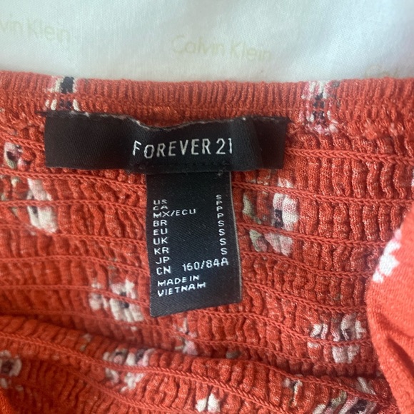 Forever 21 floral tank - Picture 2 of 2